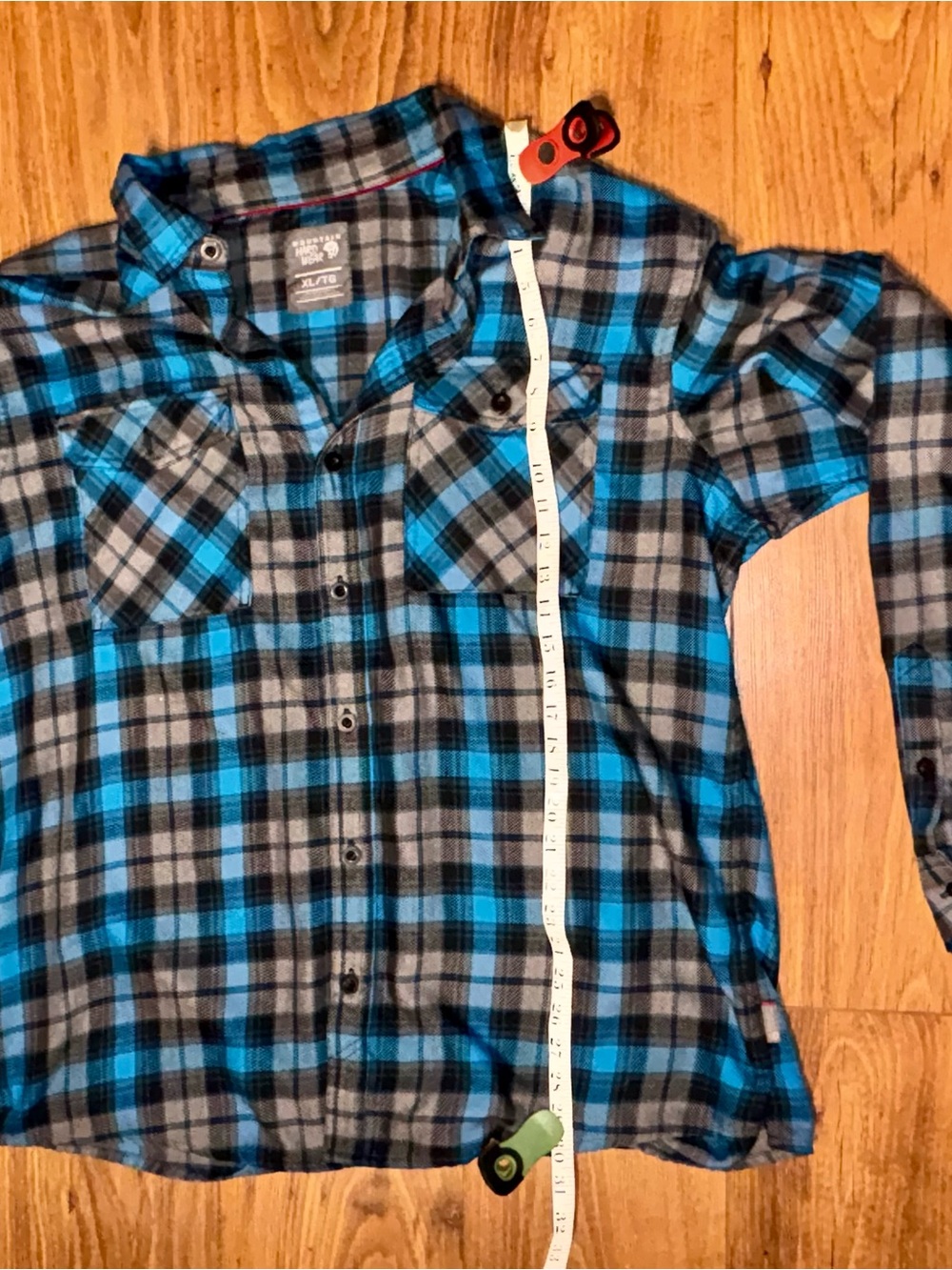 Mountain Hardwear men’s Blue black & Gray Plaid long sleeves flannel
